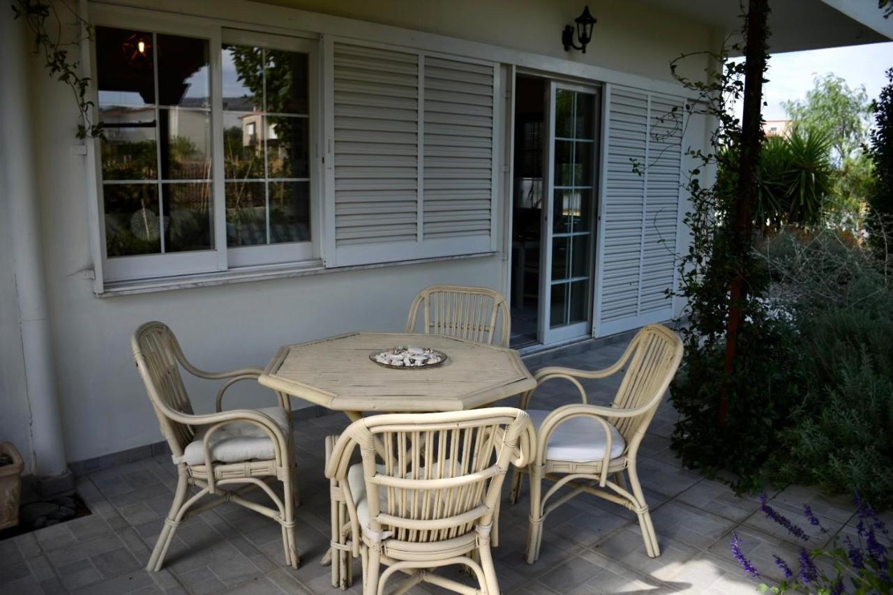 Apartment Beach House Chalkís Exterior foto